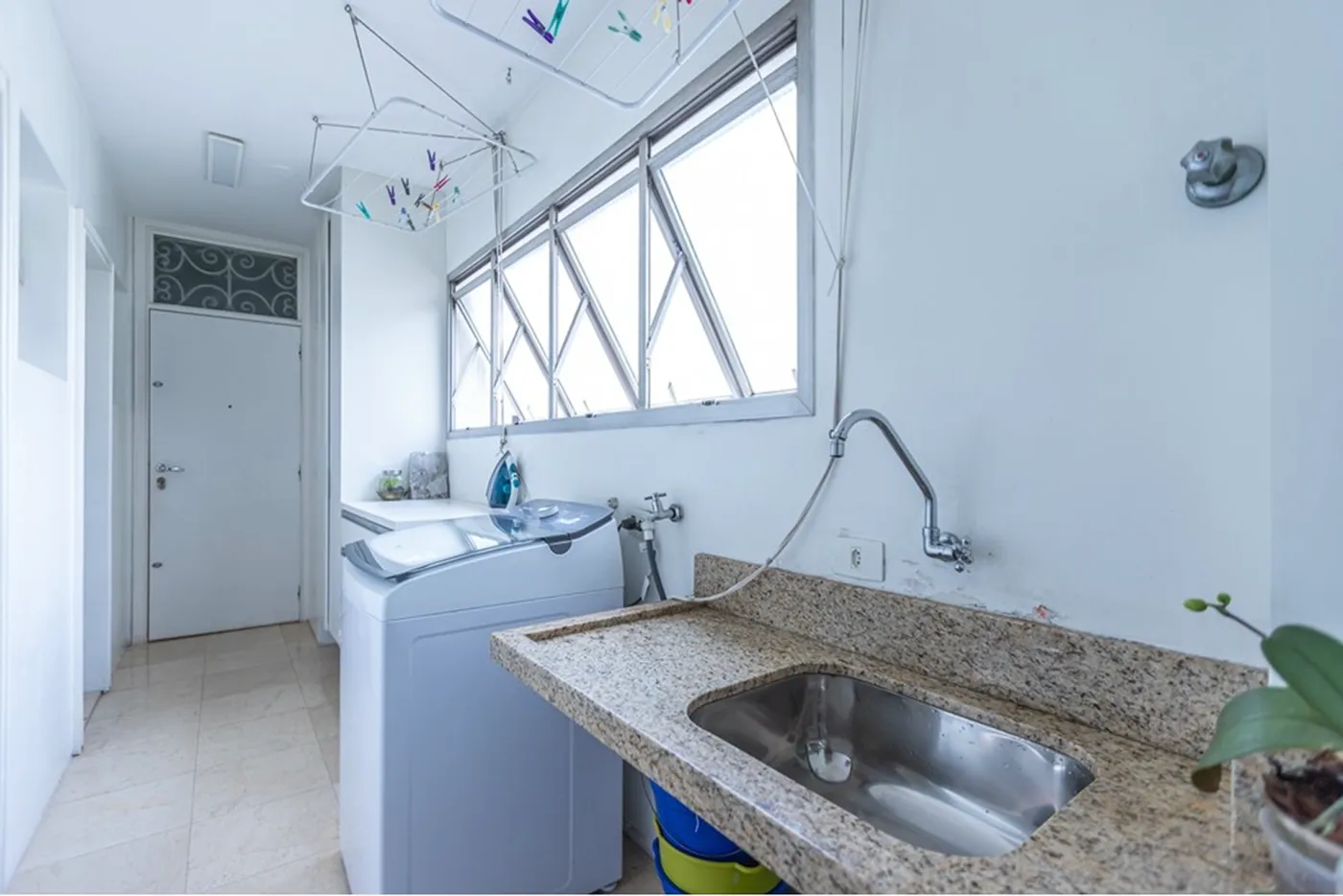 HA 324 Apto 601081056-38 - REMAX Lepex Exclusividades