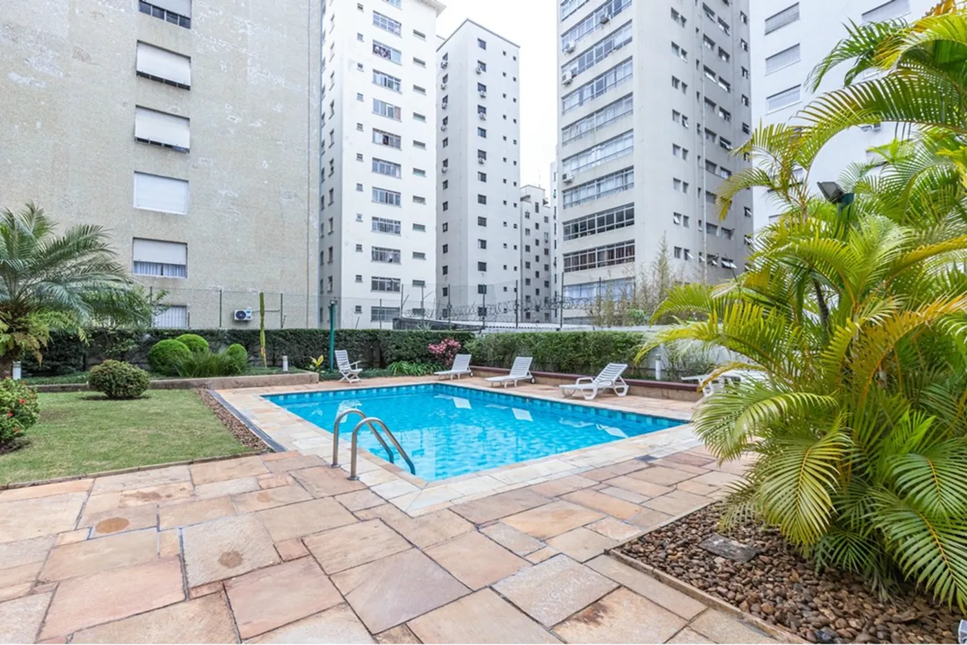 HA 324 Apto 601081056-38 - REMAX Lepex Exclusividades