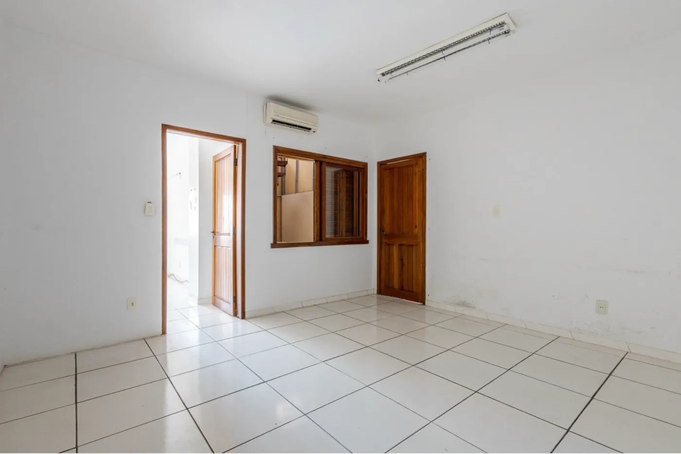 HL 1938 Casa 612531046-162 - Remax MC3 Exclusividades