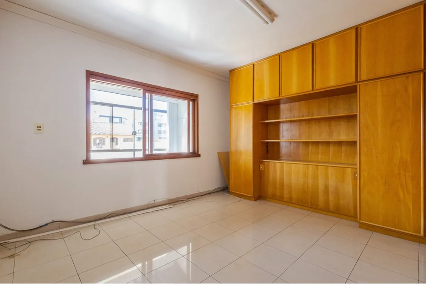 HL 1938 Casa 612531046-162 - Remax MC3 Exclusividades