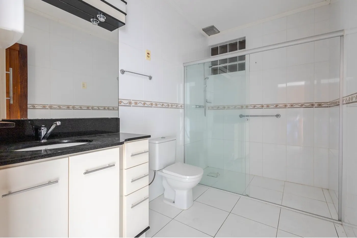 HL 1938 Casa 612531046-162 - Remax MC3 Exclusividades