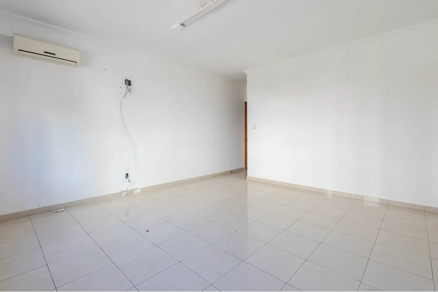 HL 1938 Casa 612531046-162 - Remax MC3 Exclusividades