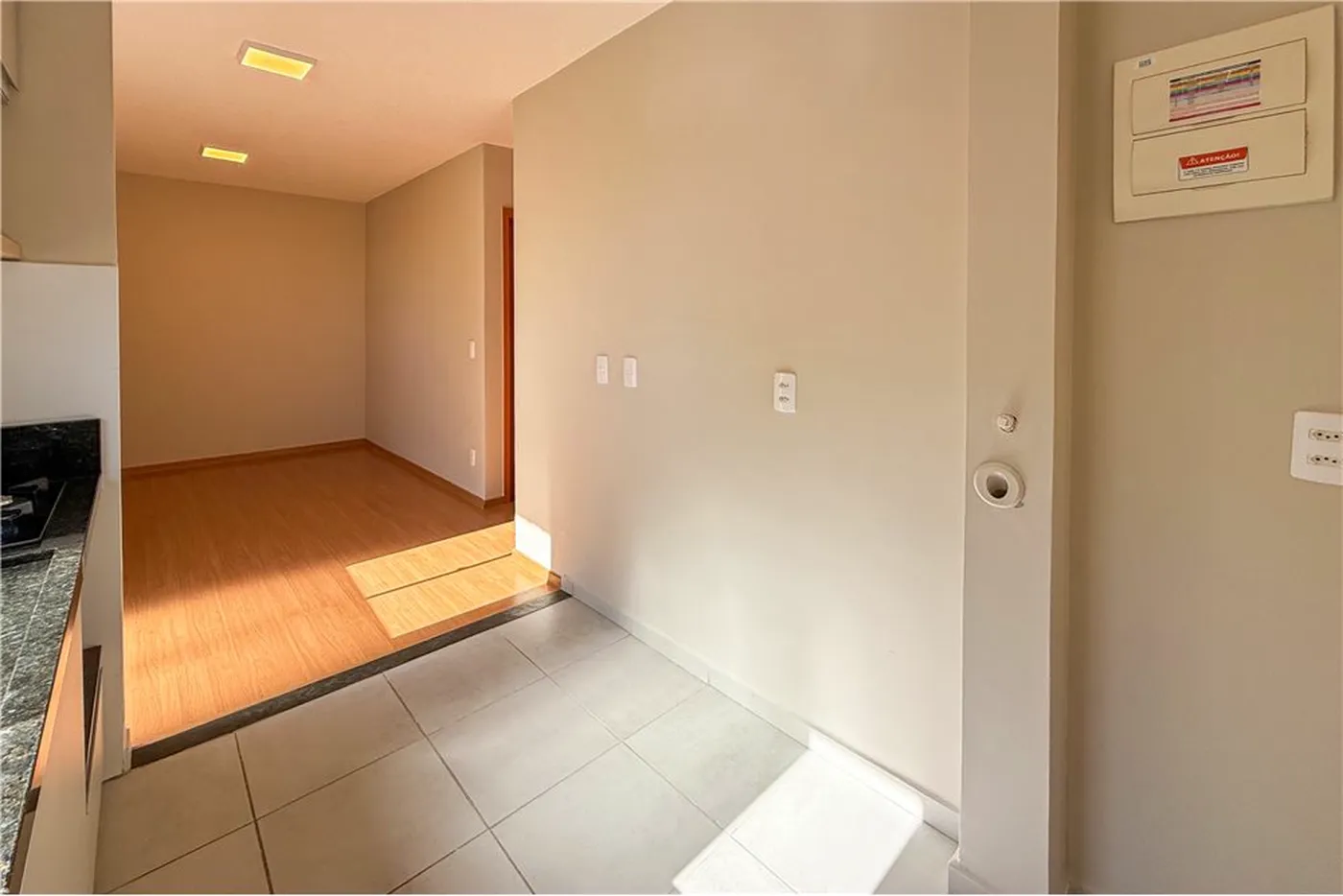 EVA 425 Apto 612651009-66 - REMAX Pillares Exclusividades