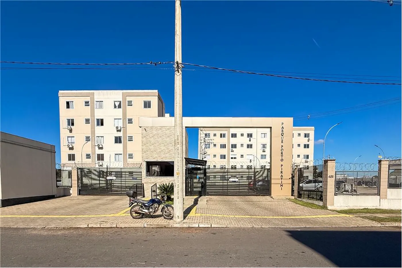 EVA 425 Apto 612651009-66 - REMAX Pillares Exclusividades