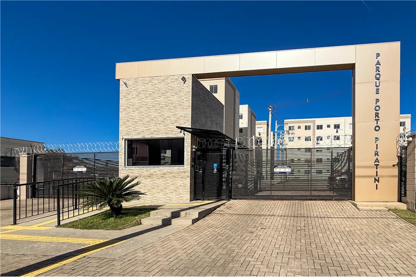 EVA 425 Apto 612651009-66 - REMAX Pillares Exclusividades