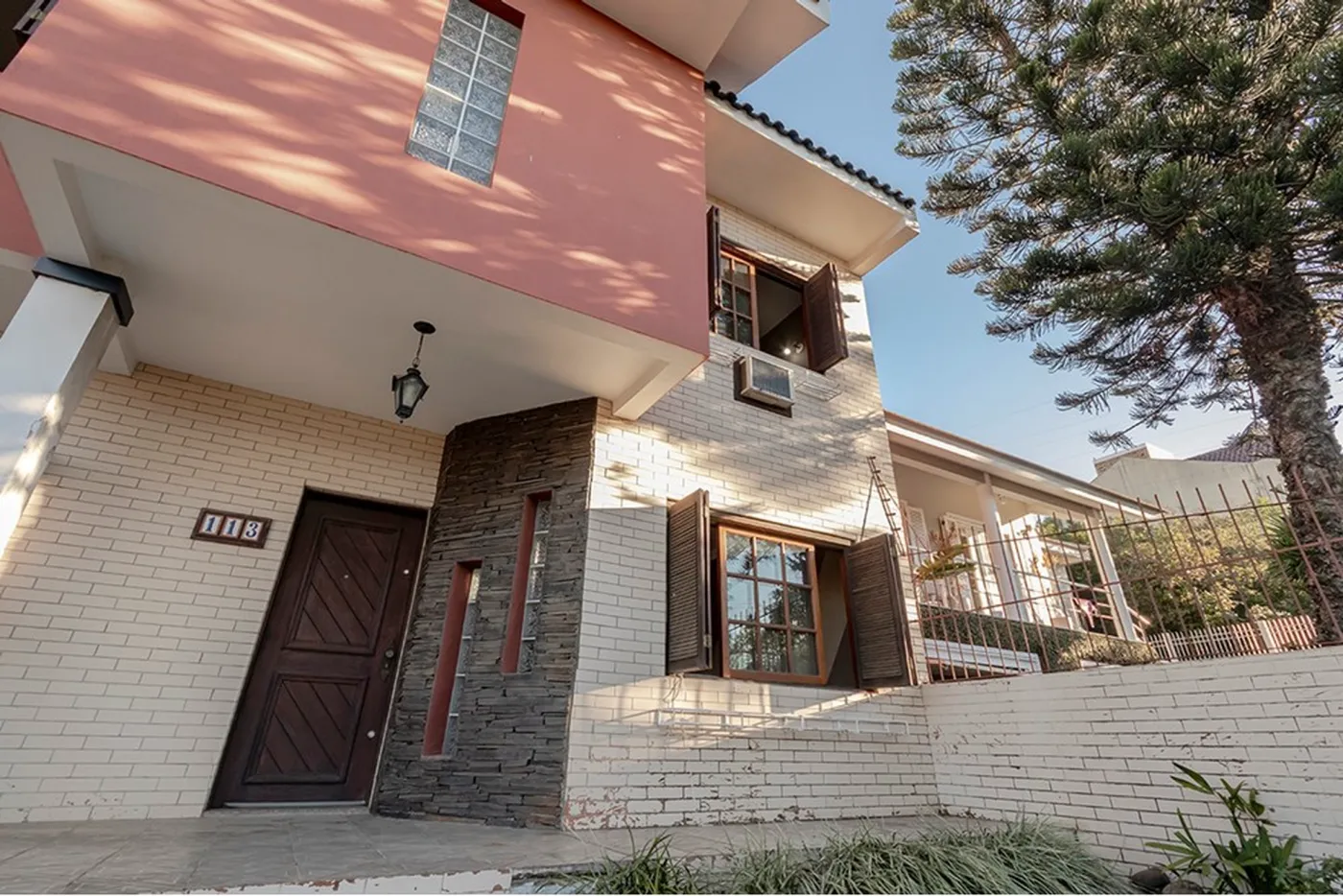JPJH 113 610291021-176 - REMAX Capital Park Exclusividades