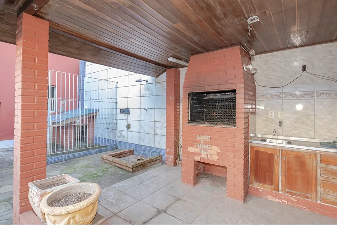 JPJH 113 610291021-176 - REMAX Capital Park Exclusividades