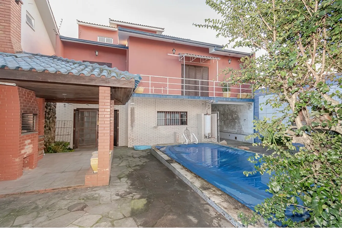 JPJH 113 610291021-176 - REMAX Capital Park Exclusividades