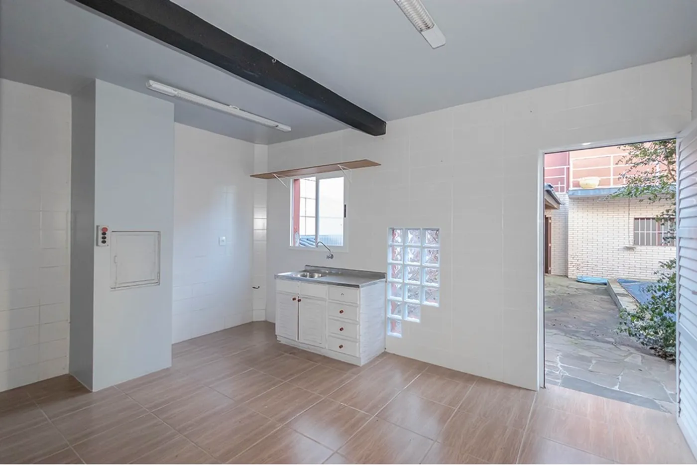 JPJH 113 610291021-176 - REMAX Capital Park Exclusividades