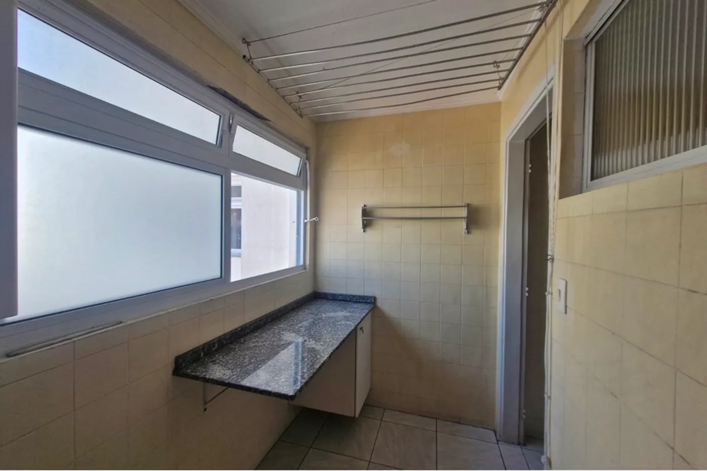 TA 563 Apto 602291018-169 - REMAX B12 Exclusividades TA 563 Apto 602291018-169 - REMAX B12 Exclusividades