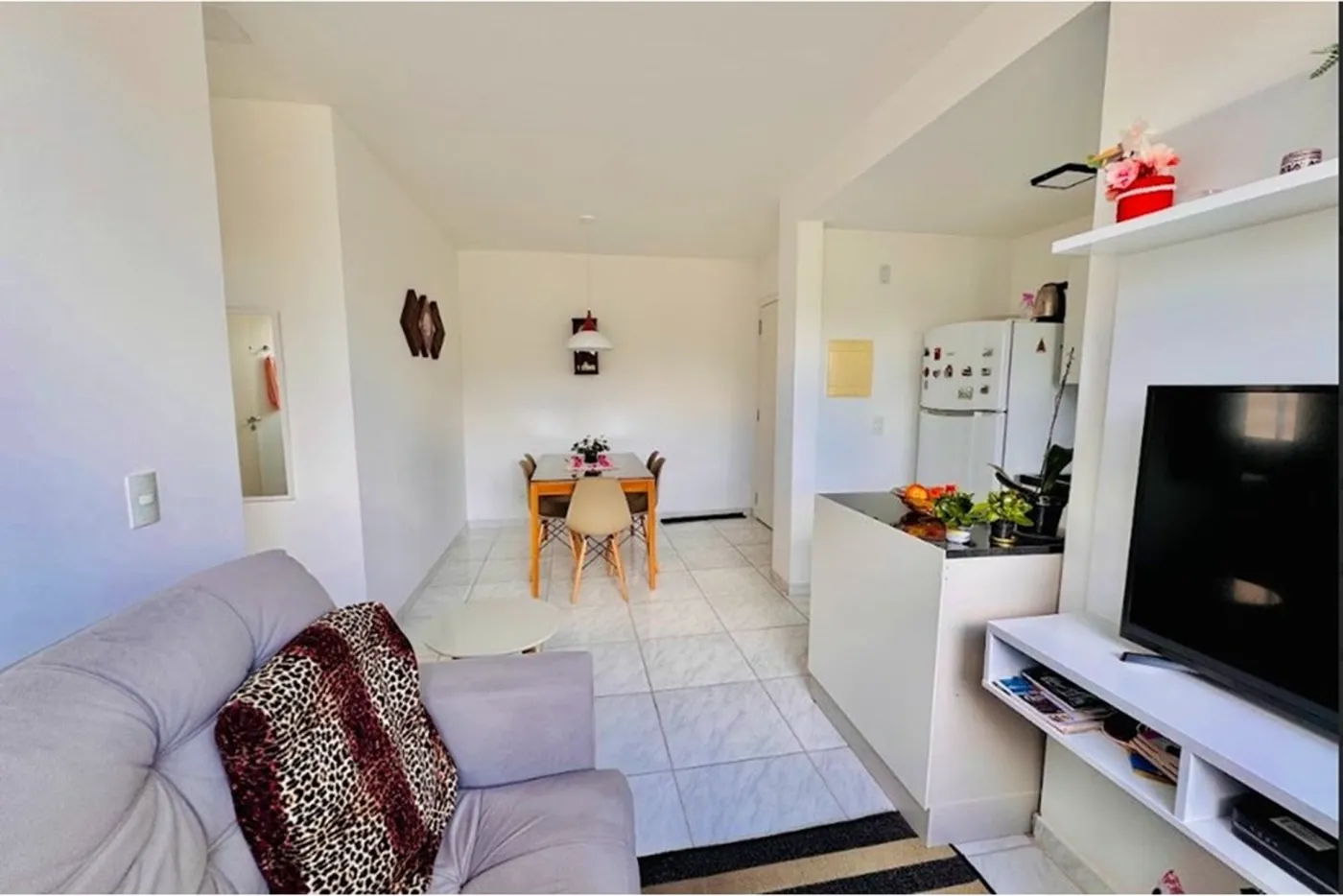 IJB 250 Apto 610441002-18 - REMAX Diamond Orla Exclusividades