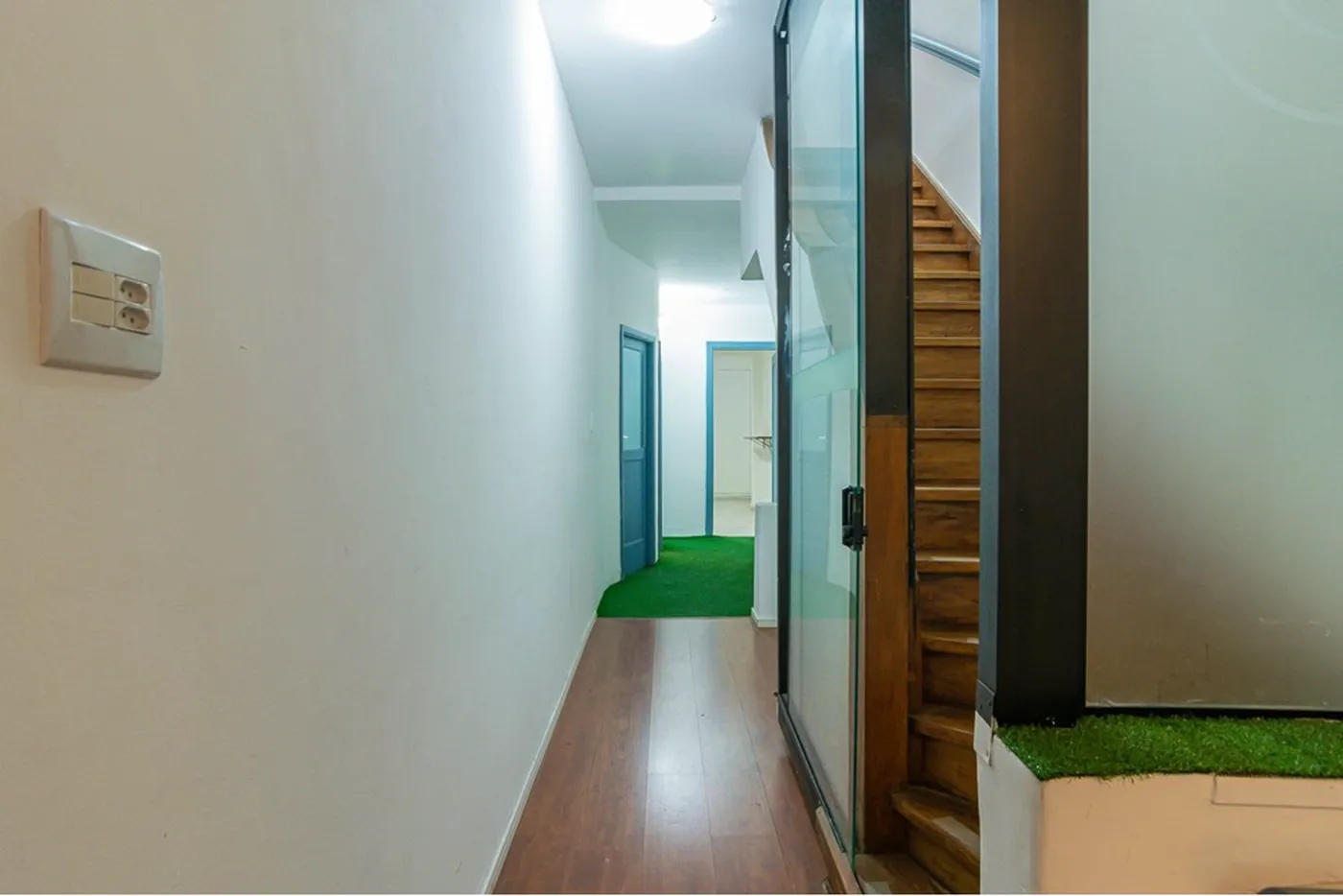 HA 134 Sala 601081007-109 - REMAX Lepex Exclusividades