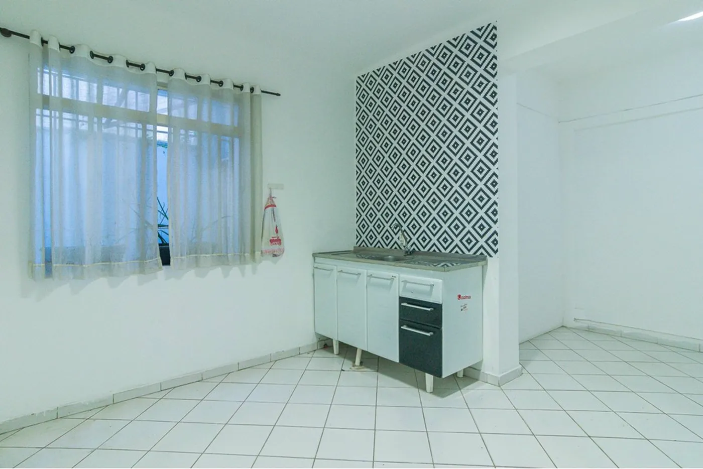 HA 134 Sala 601081007-109 - REMAX Lepex Exclusividades