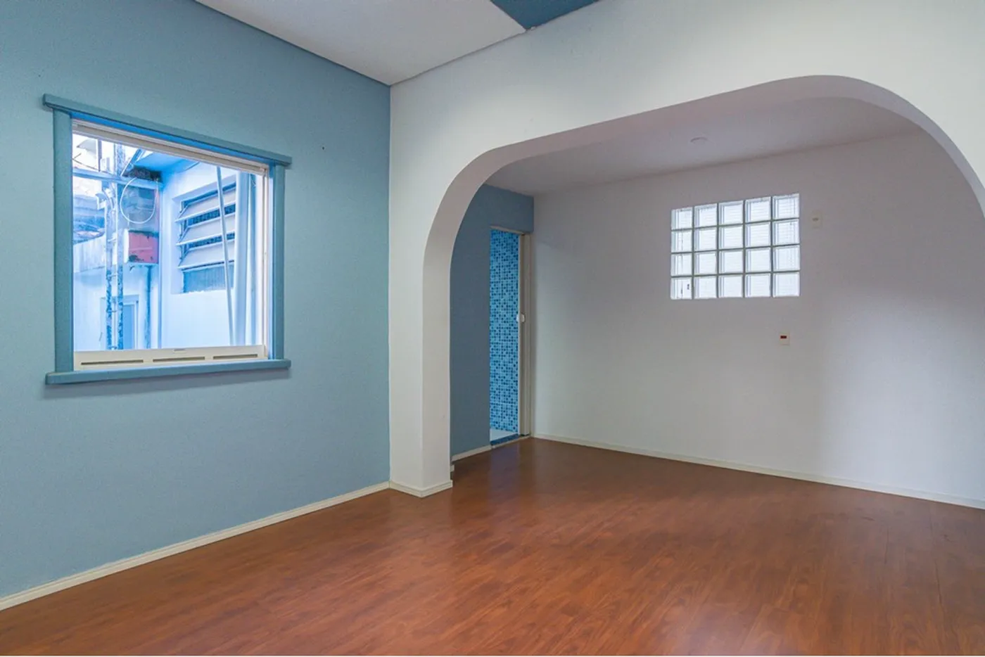 HA 134 Sala 601081007-109 - REMAX Lepex Exclusividades