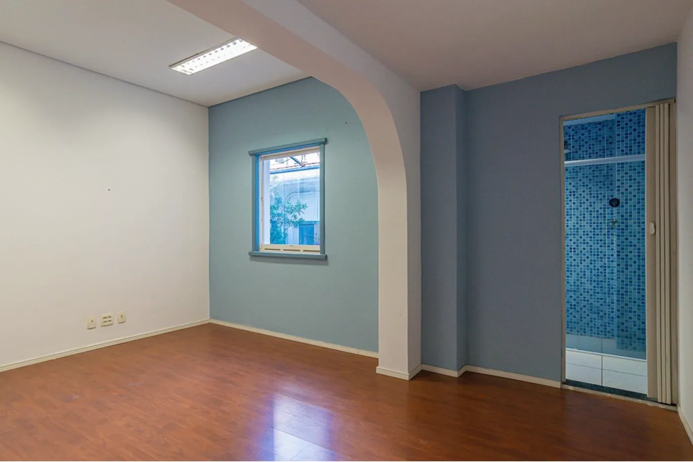 HA 134 Sala 601081007-109 - REMAX Lepex Exclusividades