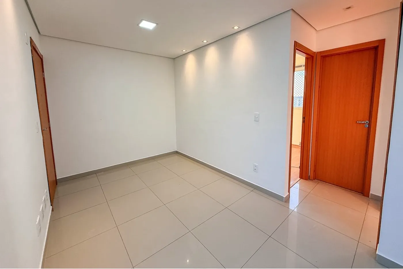 EVRRDSC 196 Apto 612651033-95 - REMAX Pillares Exclusividades