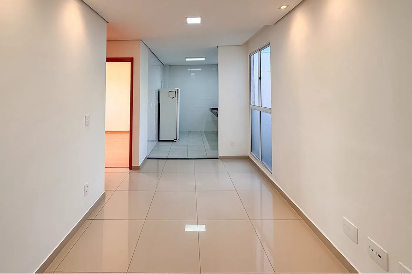 EVRRDSC 196 Apto 612651033-95 - REMAX Pillares Exclusividades