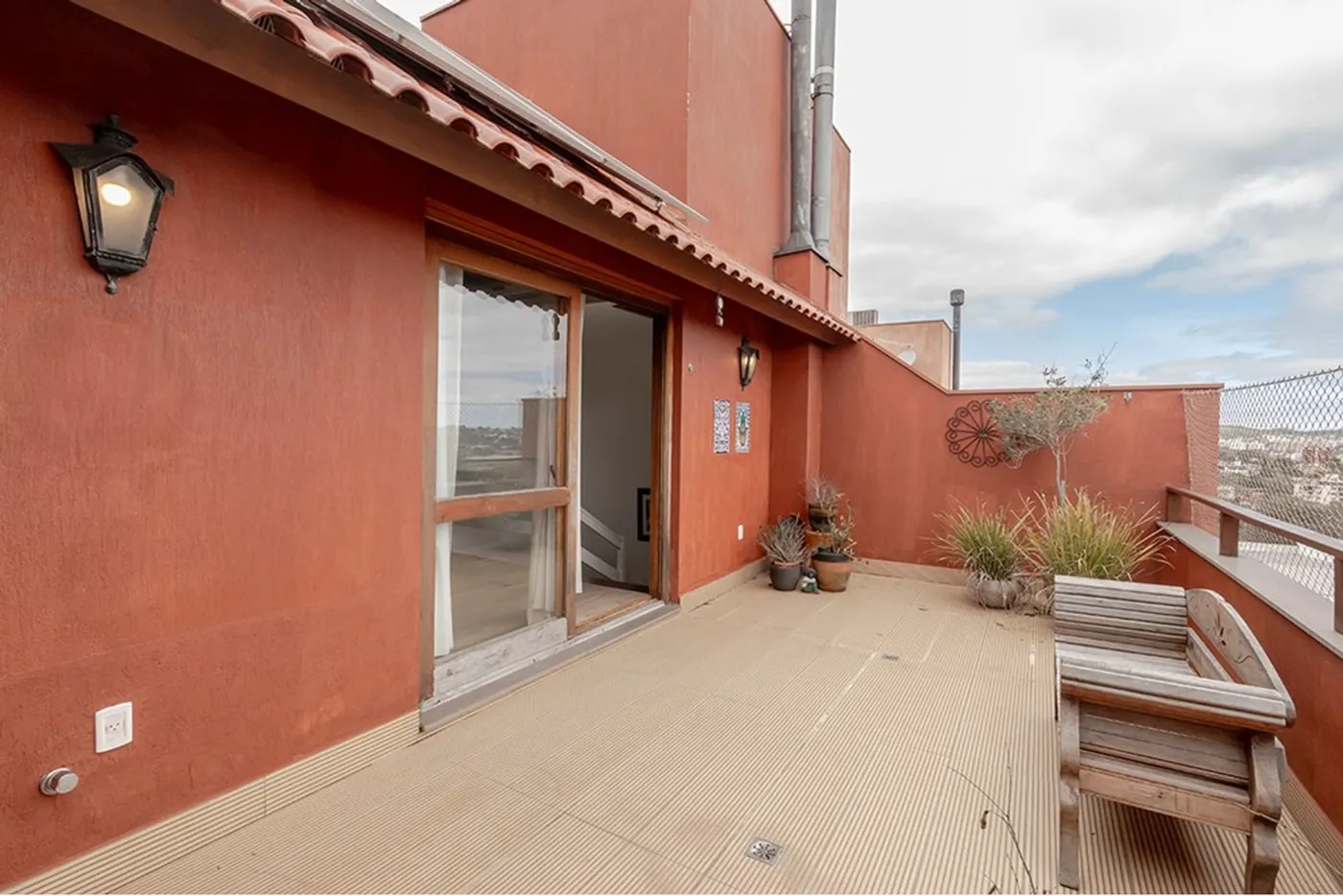 STC 735 Casa 612521072-21 - REMAX Place Exclusividades