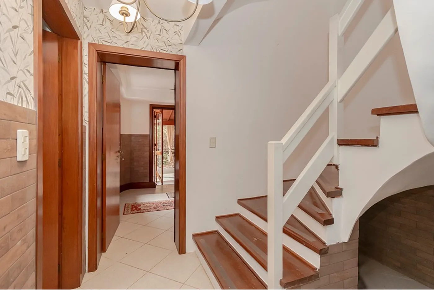 STC 735 Casa 612521072-21 - REMAX Place Exclusividades