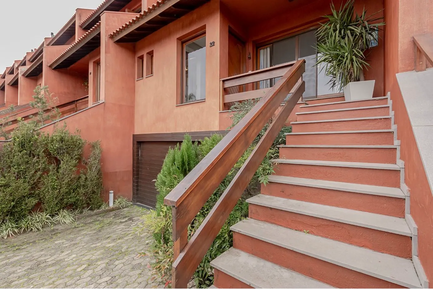 STC 735 Casa 612521072-21 - REMAX Place Exclusividades
