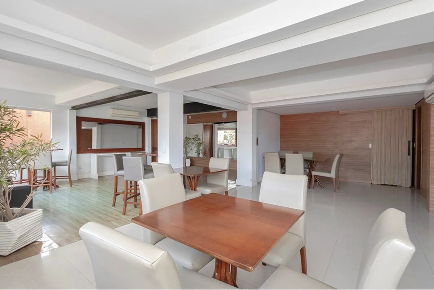 STC 735 Casa 612521072-21 - REMAX Place Exclusividades