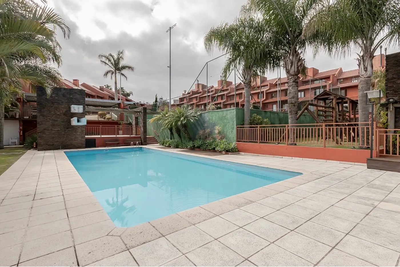 STC 735 Casa 612521072-21 - REMAX Place Exclusividades