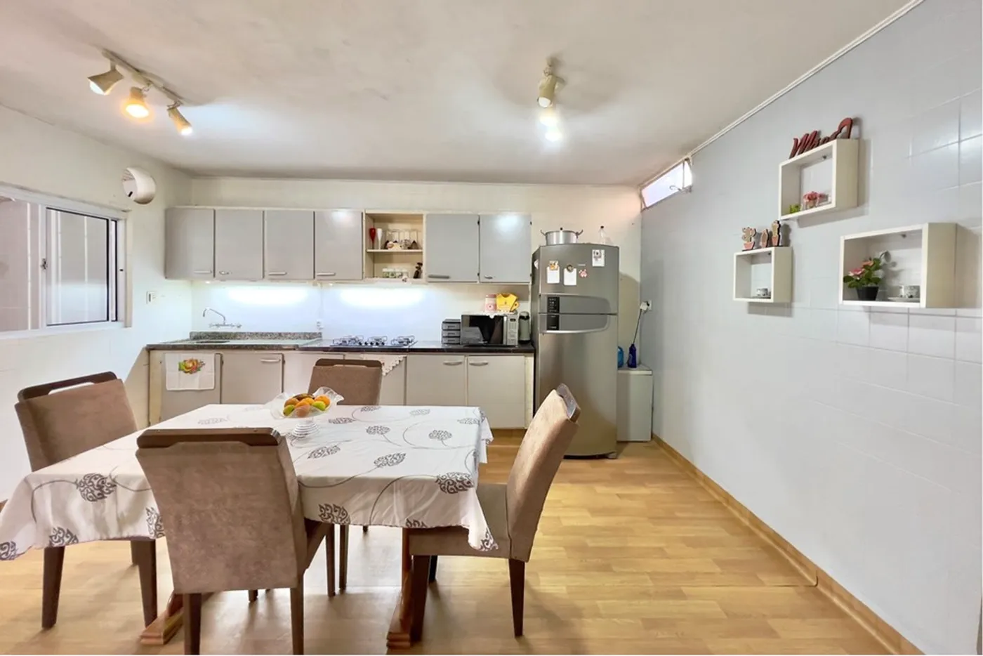 IX 573 Casa 610241027-23 - REMAX 520 Exclusividades