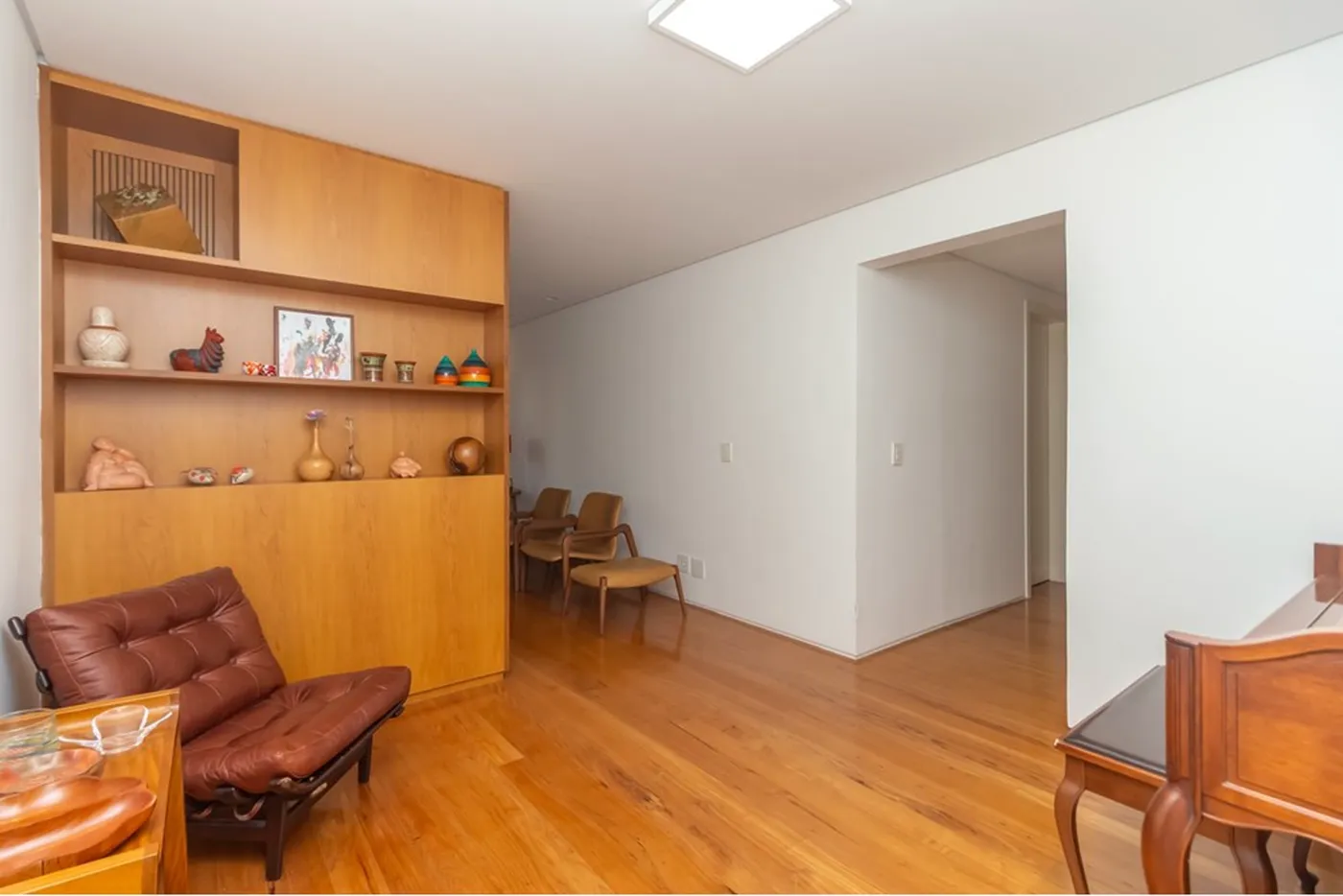 IBJA 701 Apto 601361053-35 - REMAX Trio Exclusividades
