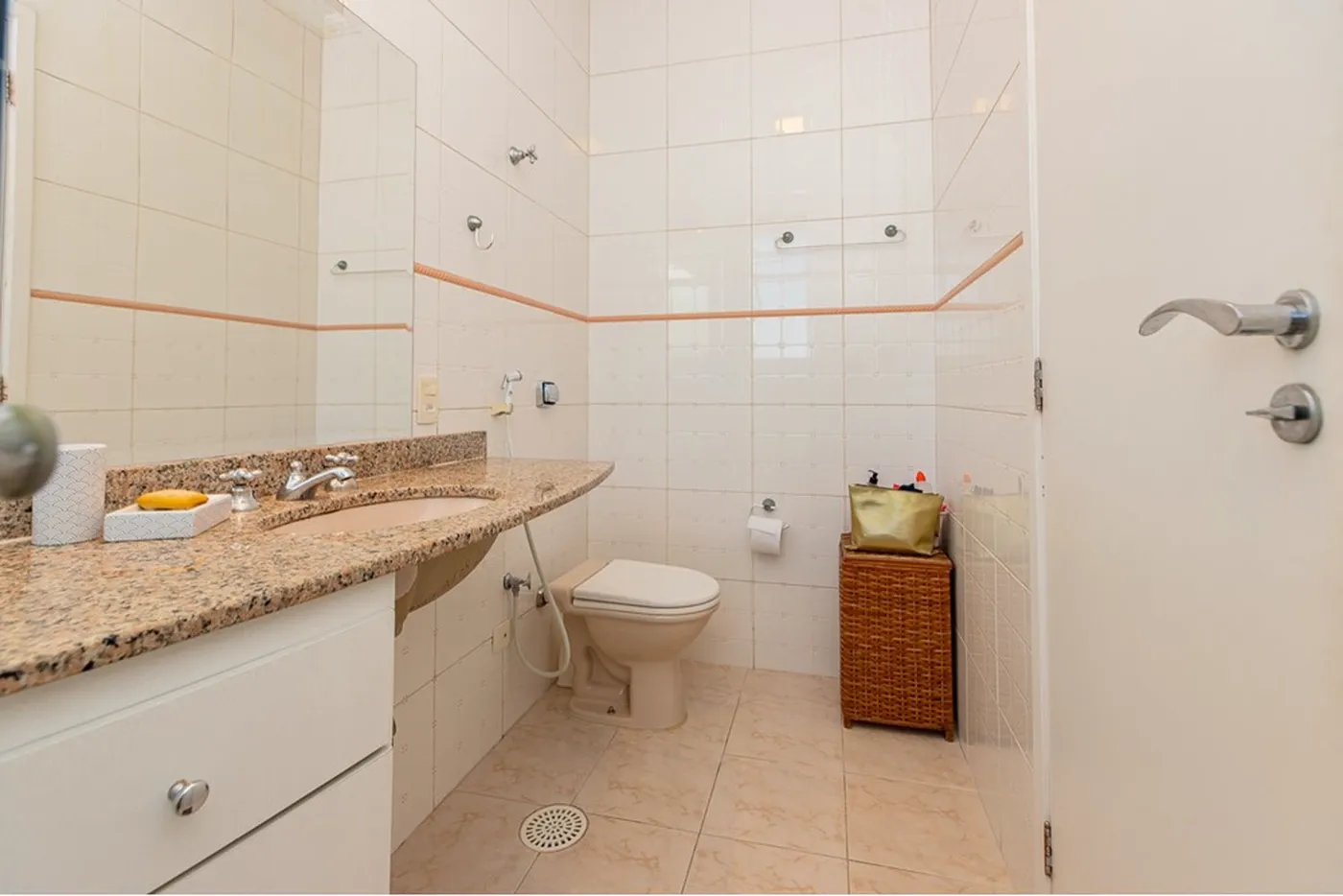 ADPBL 68 Casa 601371001-104 - REMAX Boutique Exclusividades