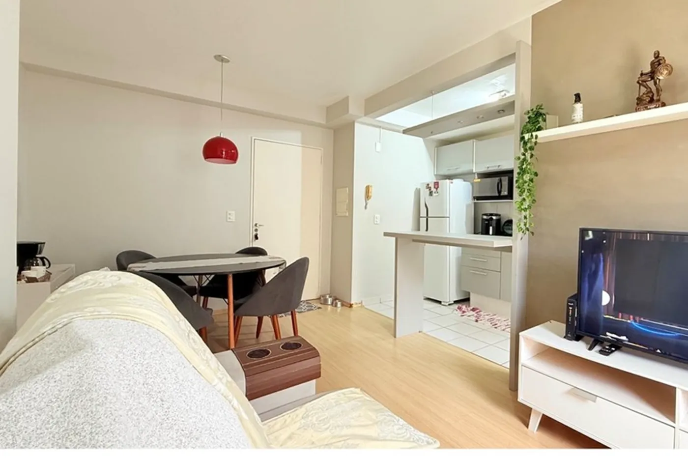 TON 1702 Apto 610191048-36 - REMAX Casa Sul Exclusividades