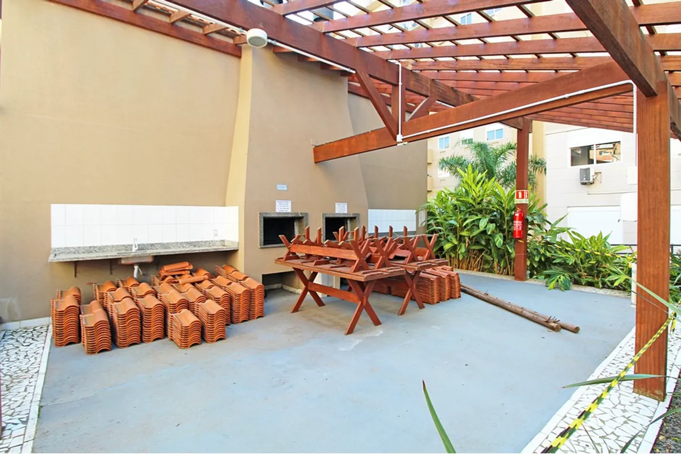 TON 1702 Apto 610191048-36 - REMAX Casa Sul Exclusividades