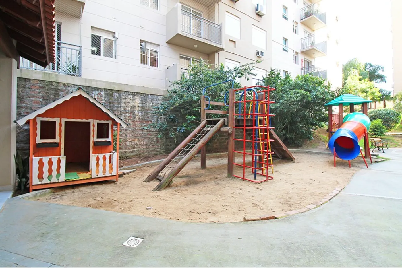TON 1702 Apto 610191048-36 - REMAX Casa Sul Exclusividades