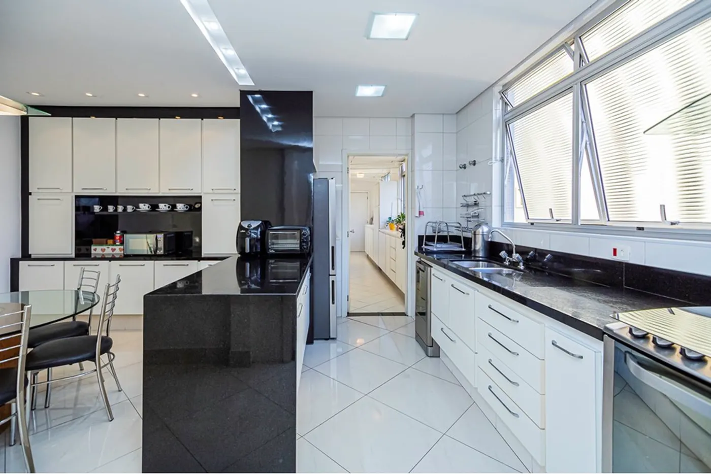 HSVDP 456 Apto 601081006-121 - REMAX Lepex Exclusividades