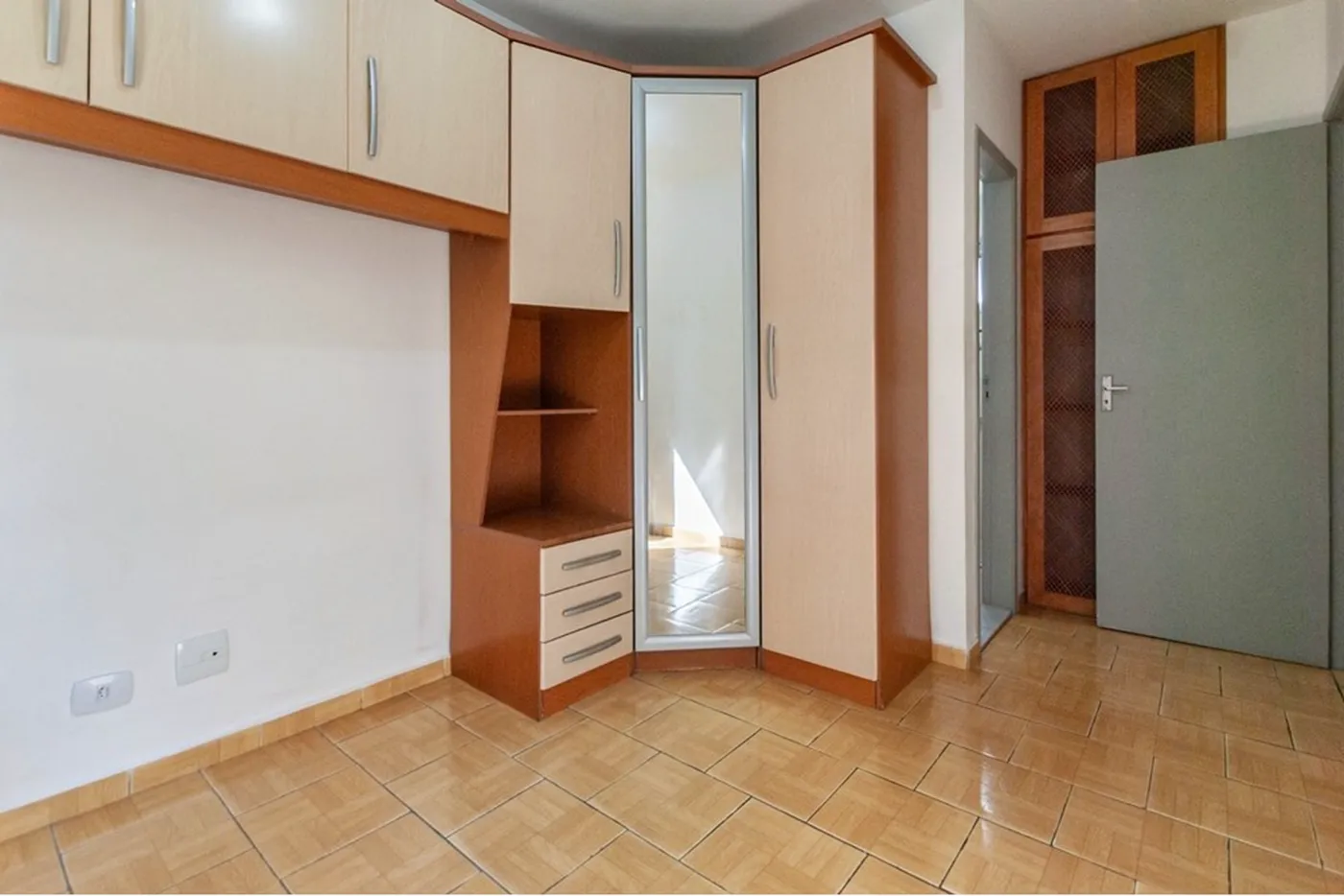 VAMPP 1901 Apto 601191032-47 - REMAX Kasa Exclusividades