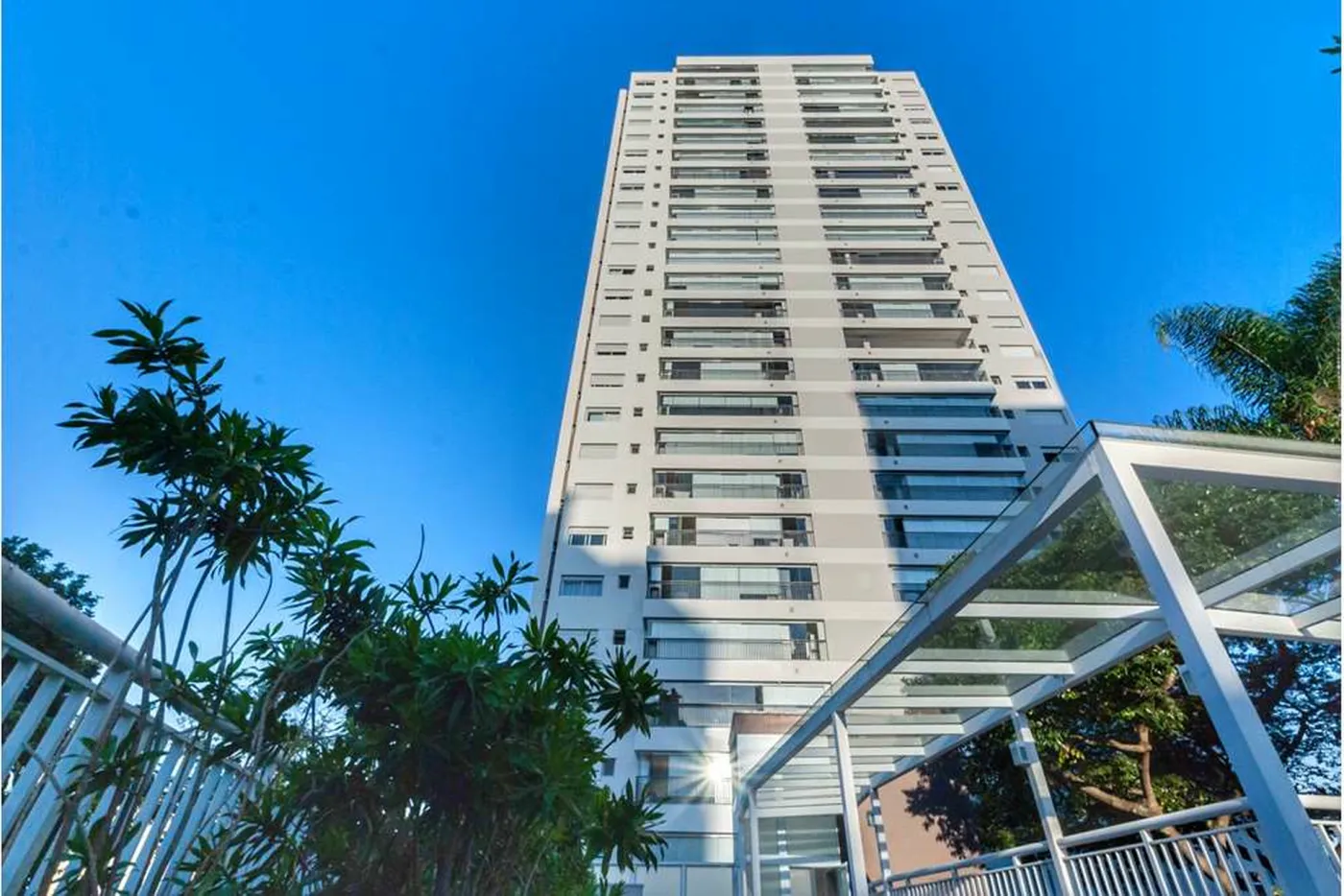AGC 505 Apto 601191033-72 - REMAX Kasa Exclusividades