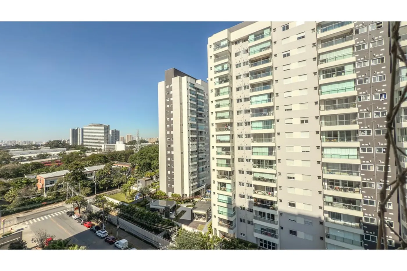 VACV 275 Apto 601261002-249 - REMAX Terra Exclusividades