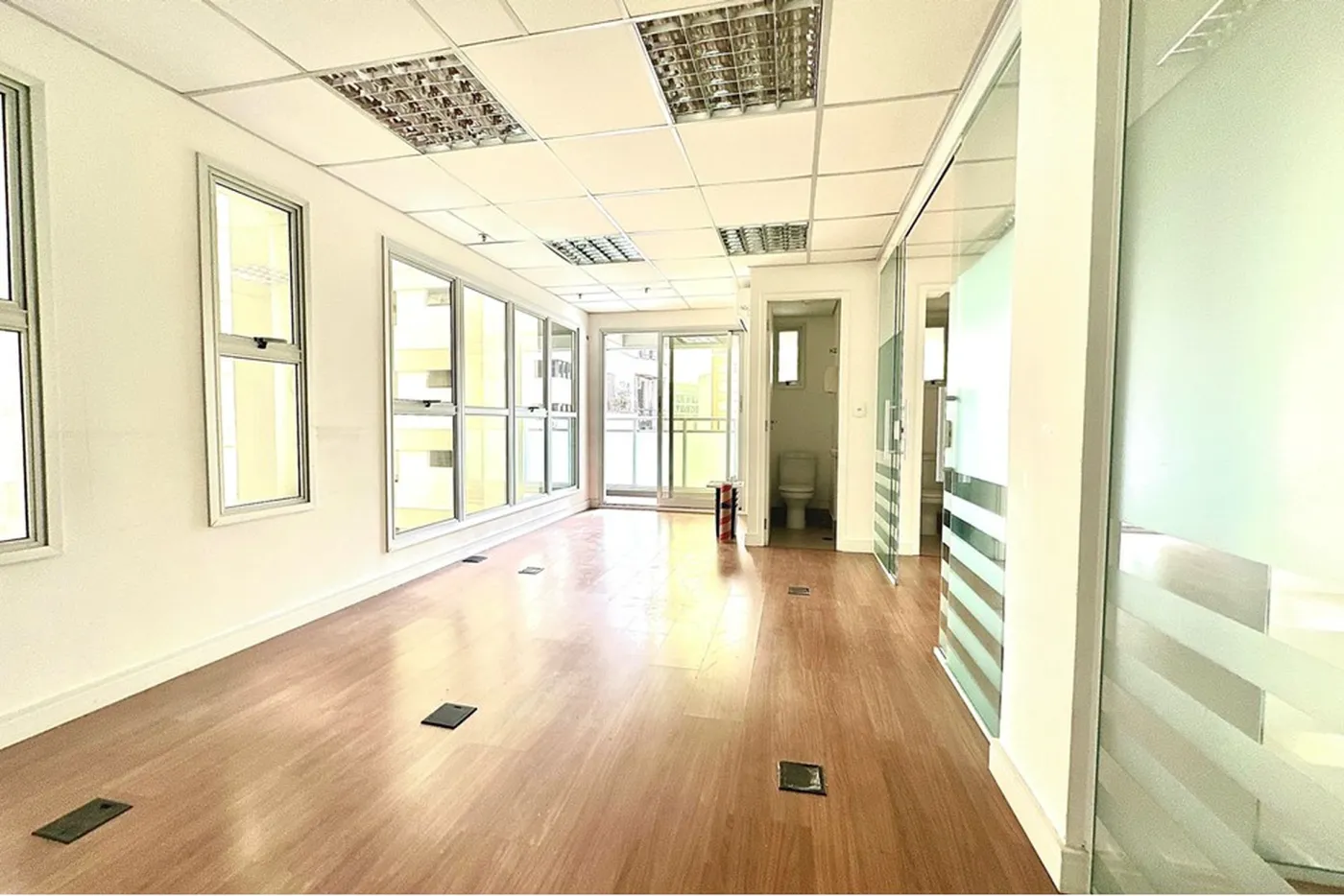HM 949 Apto 601081056-40 - REMAX Lepex Exclusividades
