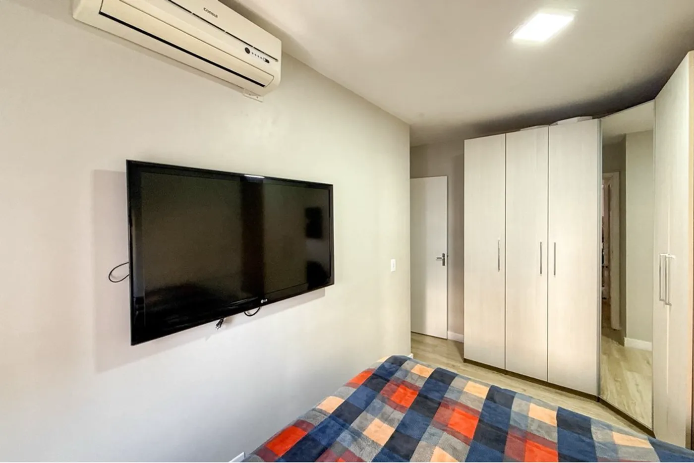 FJC 700 Apto 612651031-46 - REMAX Pillares Exclusividades