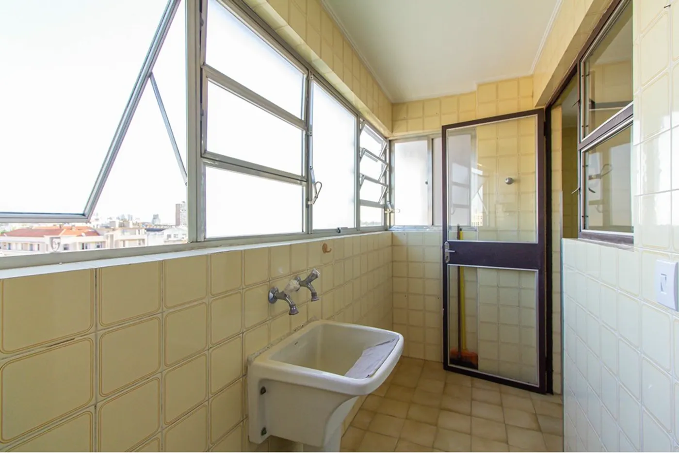 SGSP 850 Apto 610101004-60 - REMAX Tri Exclusividades