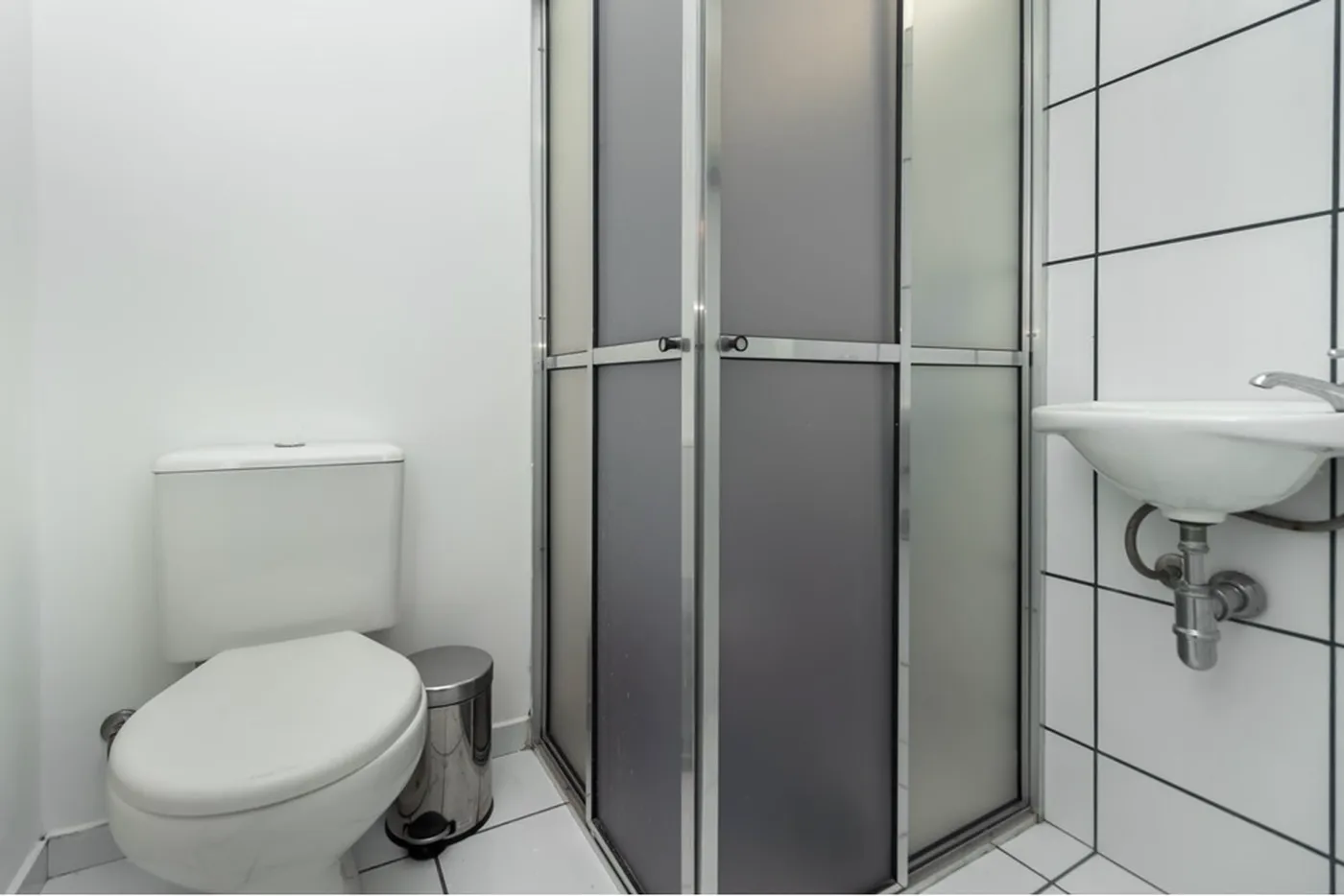 BCP 52 Sala 601361016-166 - REMAX Trio Exclusividades