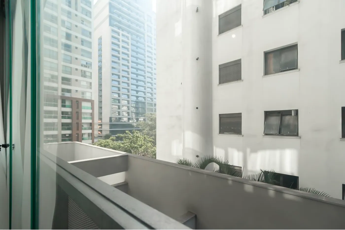 CFC 645 Apto 602231015-4 - Remax Prime Connection Exclusividades