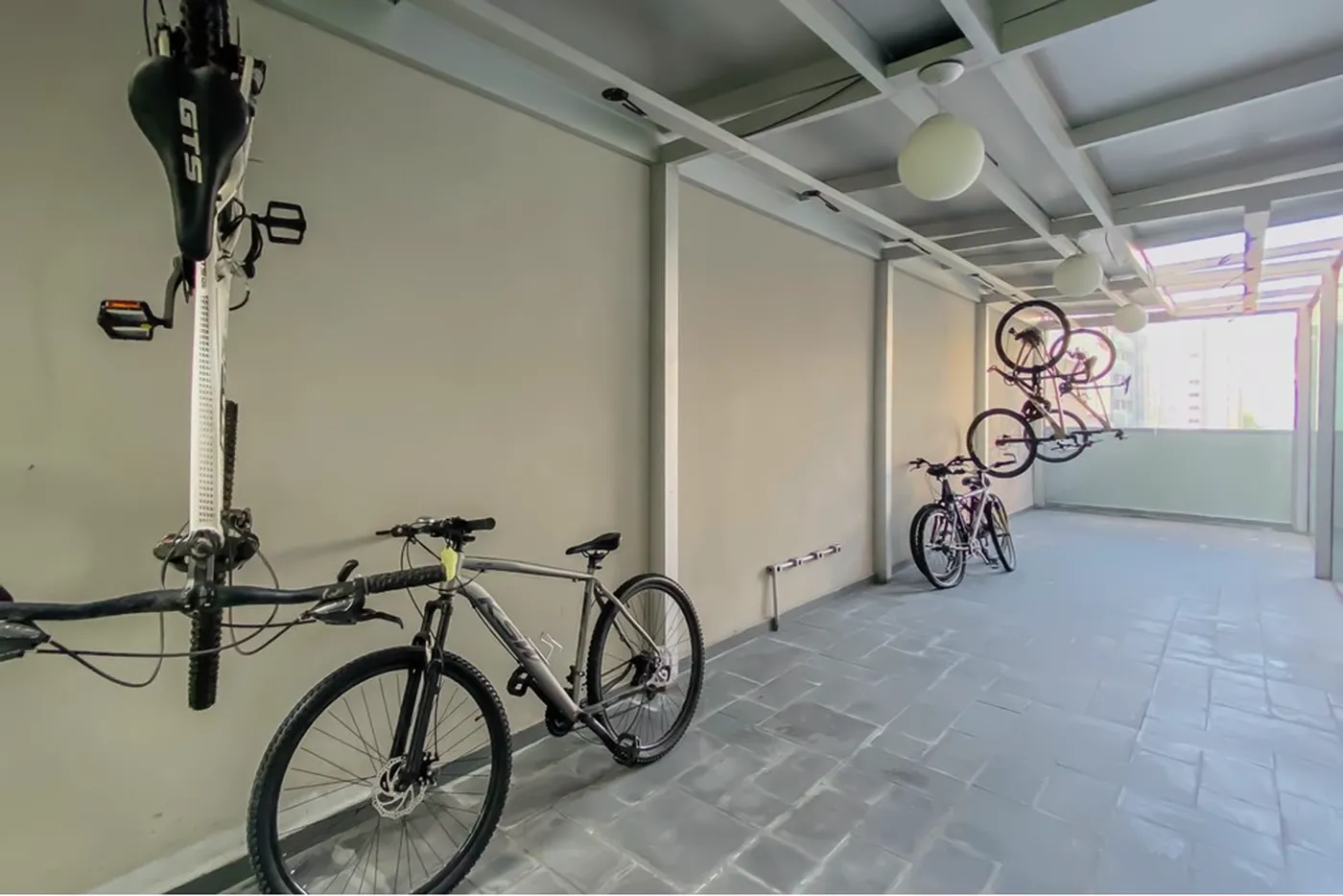 CFC 645 Apto 602231015-4 - Remax Prime Connection Exclusividades