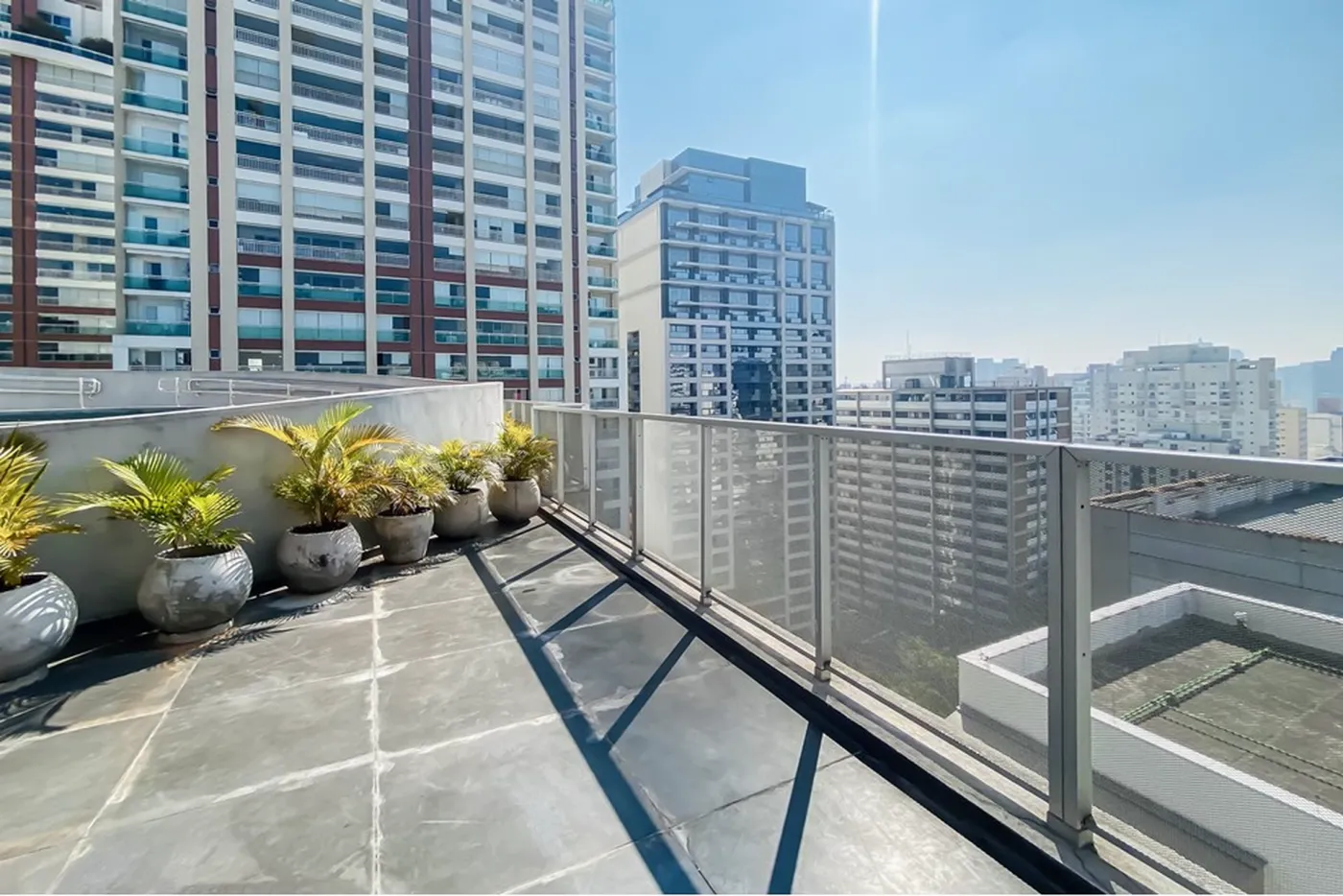 CFC 645 Apto 602231015-4 - Remax Prime Connection Exclusividades