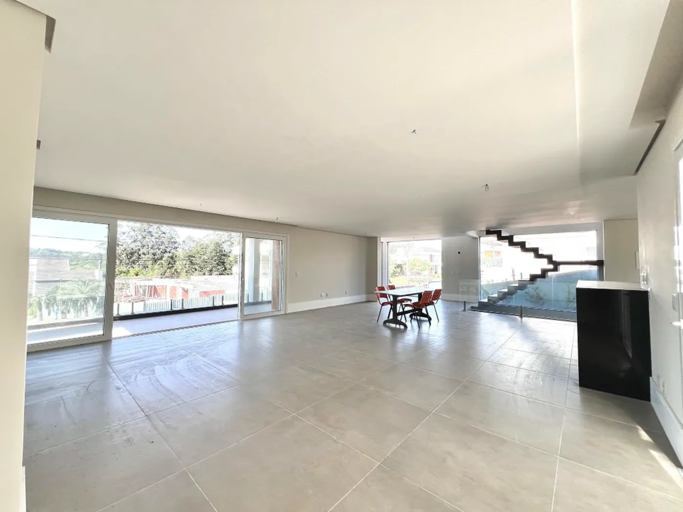 Alphaville Condomínio Lombardia Casa 387 - Dallasanta Avulsos