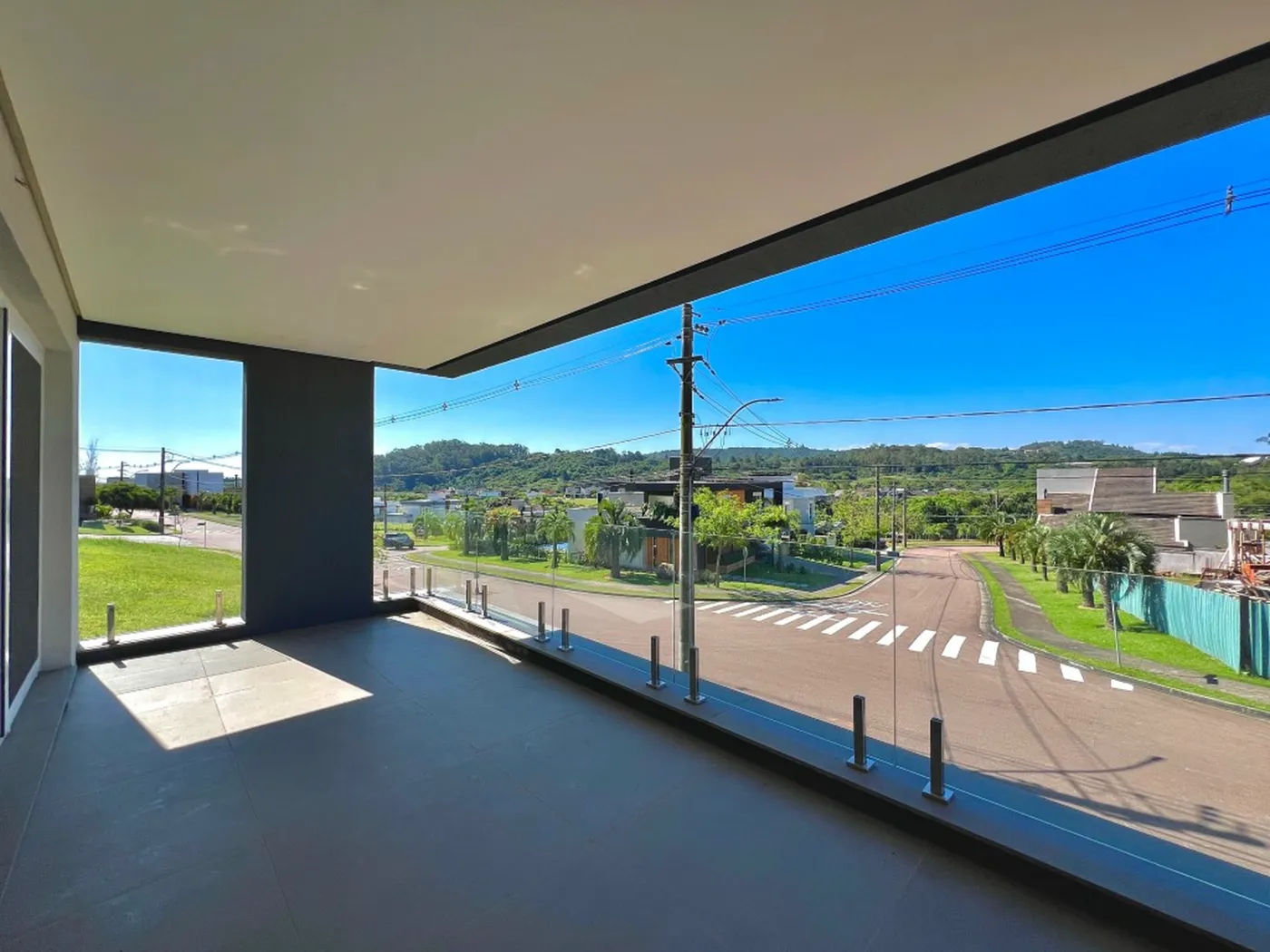 Alphaville Condomínio Lombardia Casa 387 - Dallasanta Avulsos