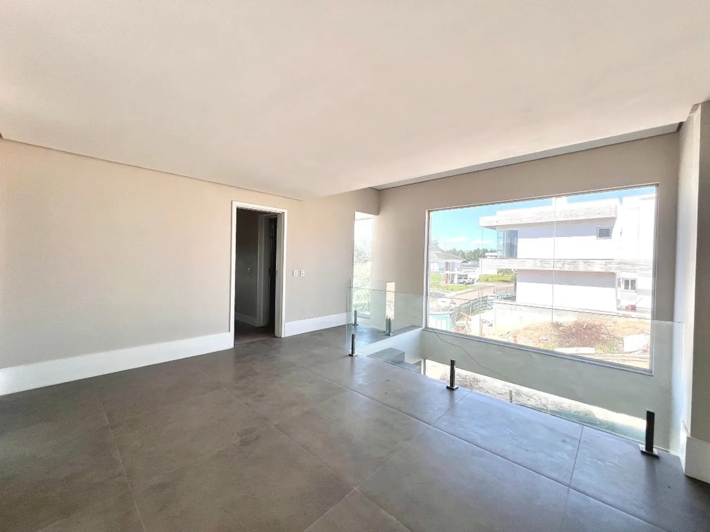 Alphaville Condomínio Lombardia Casa 387 - Dallasanta Avulsos