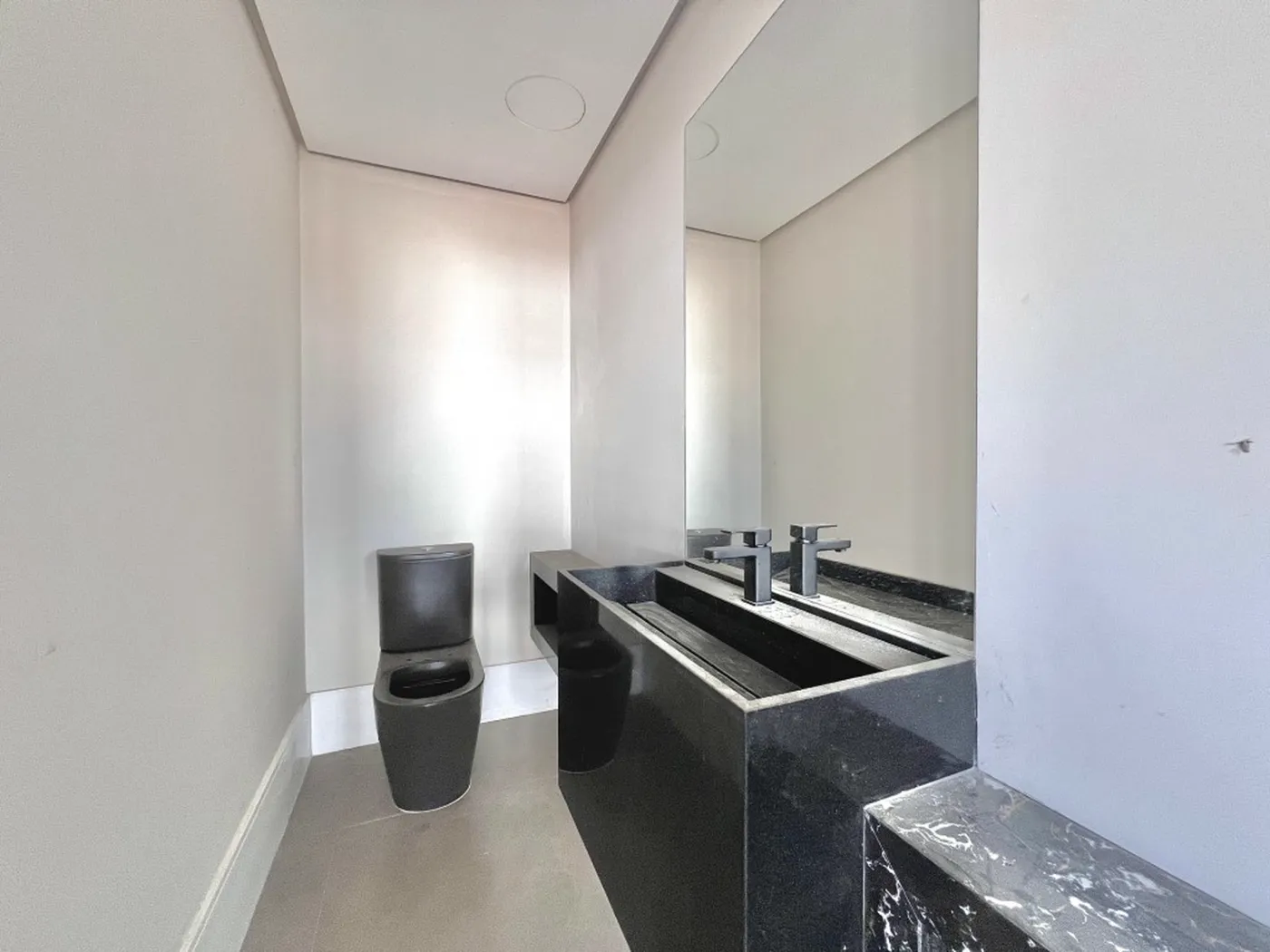 Alphaville Condomínio Lombardia Casa 387 - Dallasanta Avulsos