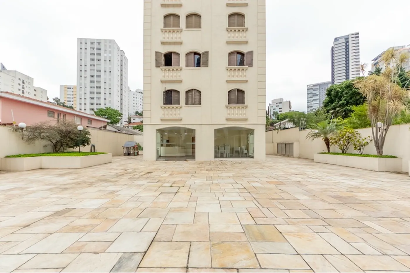 SA 131 Apto 601371001-105 - REMAX Boutique Exclusividades