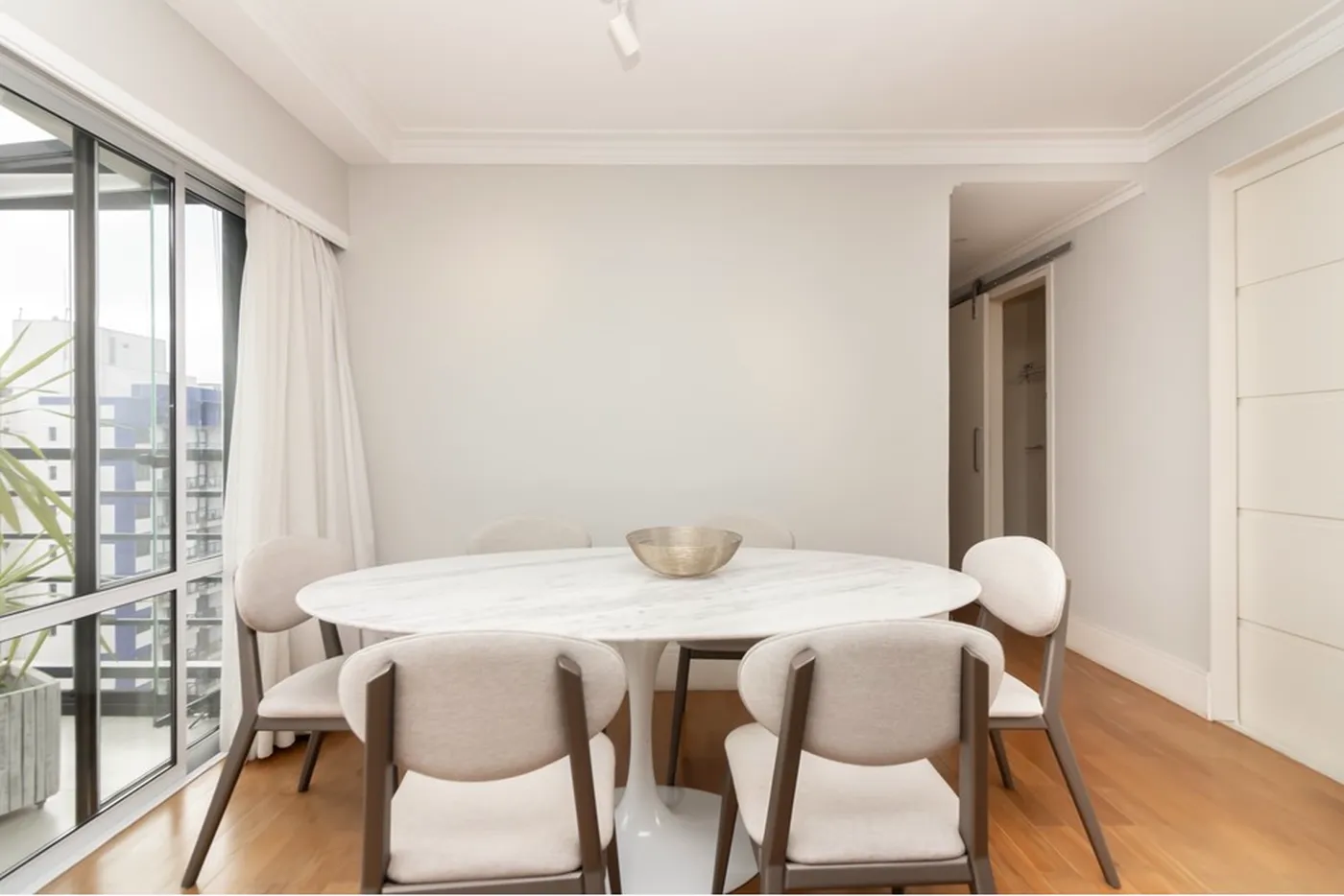 VODCDM 122 Apto 630331102-9 - REMAX Comunità Exclusividades