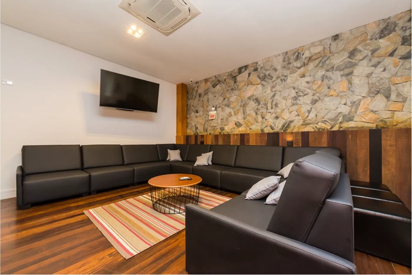 PBOR 2000 Apto 590231010-146 - REMAX Dream On Exclusividades